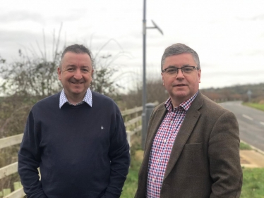 Cllr Gary Sumner and South Swindon MP Robert Buckland